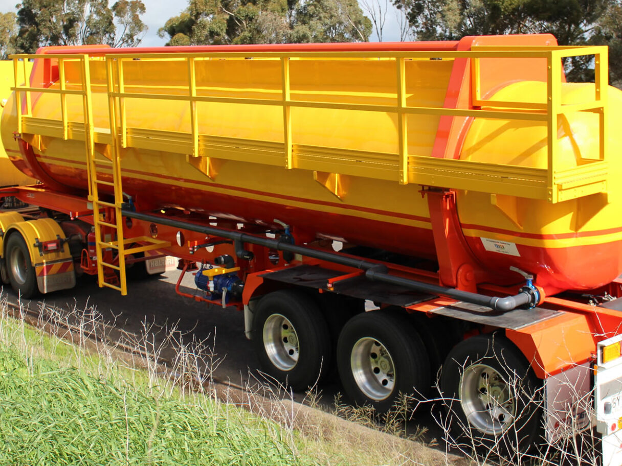 Transporting fuel tanks